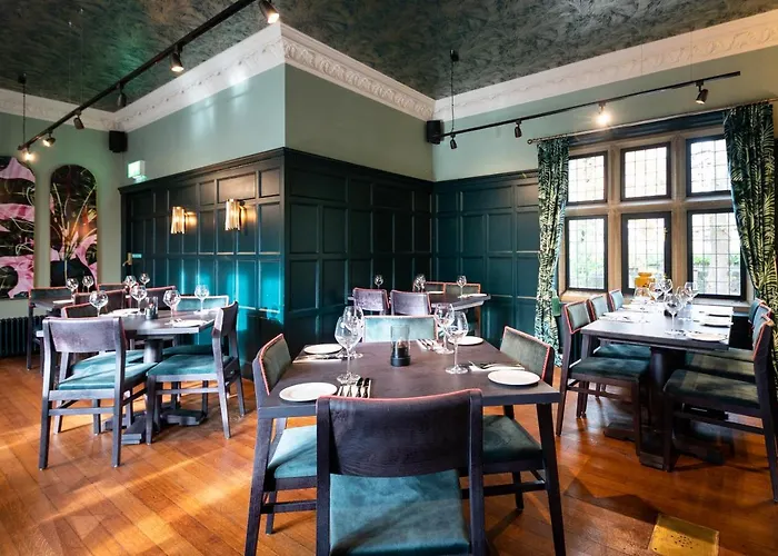 Hotel The Pine Marten By Innkeeper'S Collection 4*